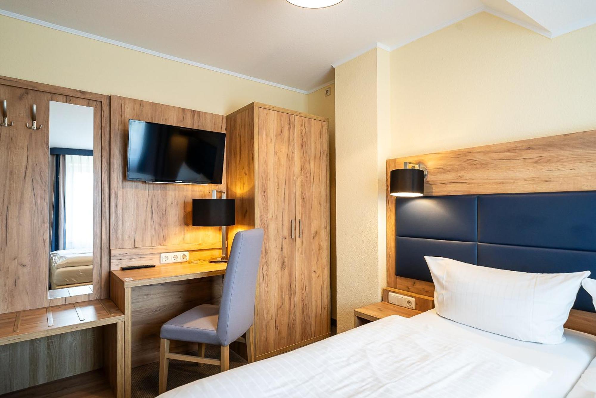 Sleepbeeone Wilhelmshaven Hotel Ngoại thất bức ảnh