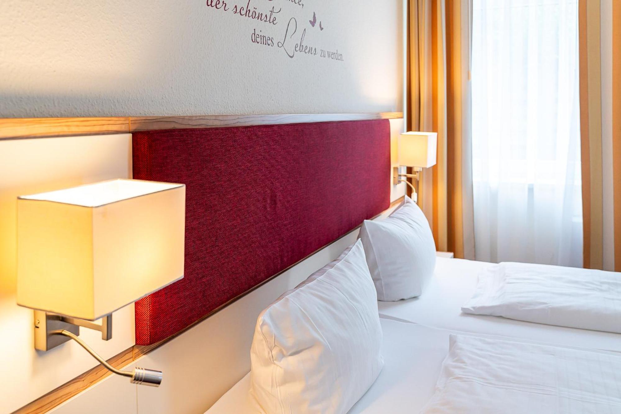 Sleepbeeone Wilhelmshaven Hotel Ngoại thất bức ảnh