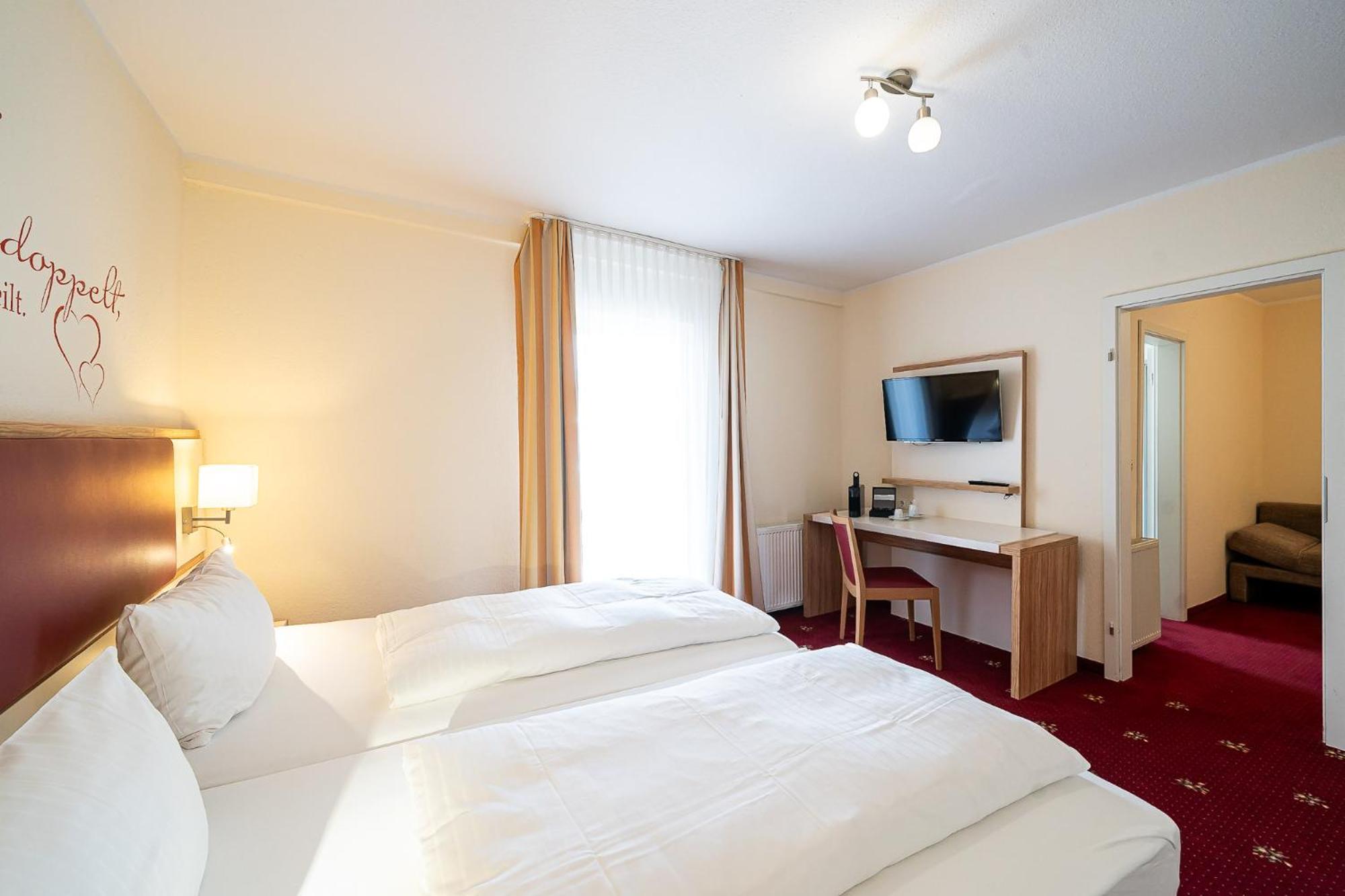 Sleepbeeone Wilhelmshaven Hotel Ngoại thất bức ảnh