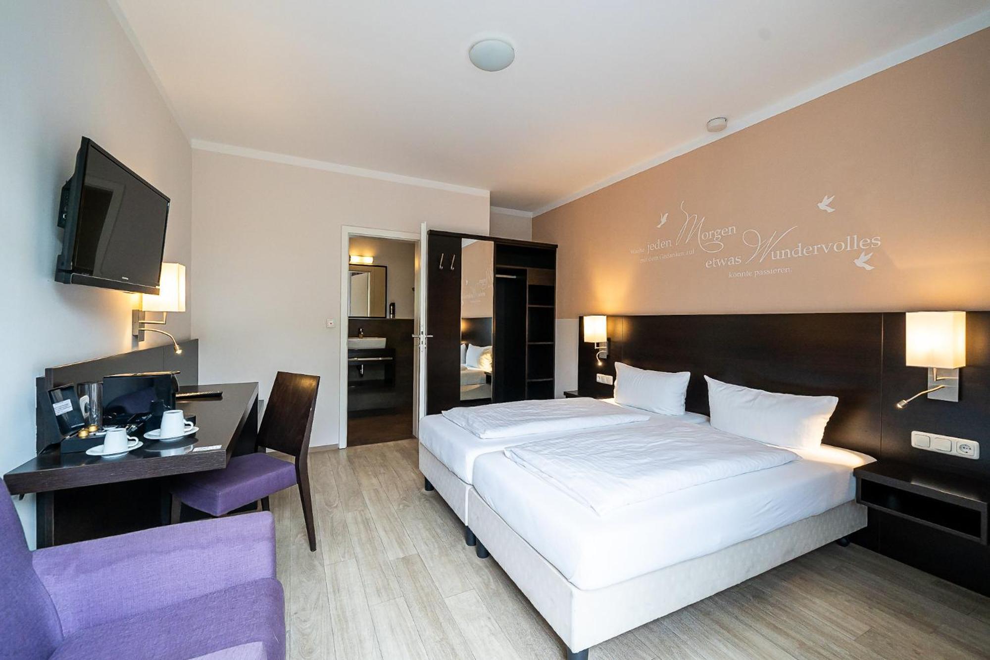 Sleepbeeone Wilhelmshaven Hotel Ngoại thất bức ảnh