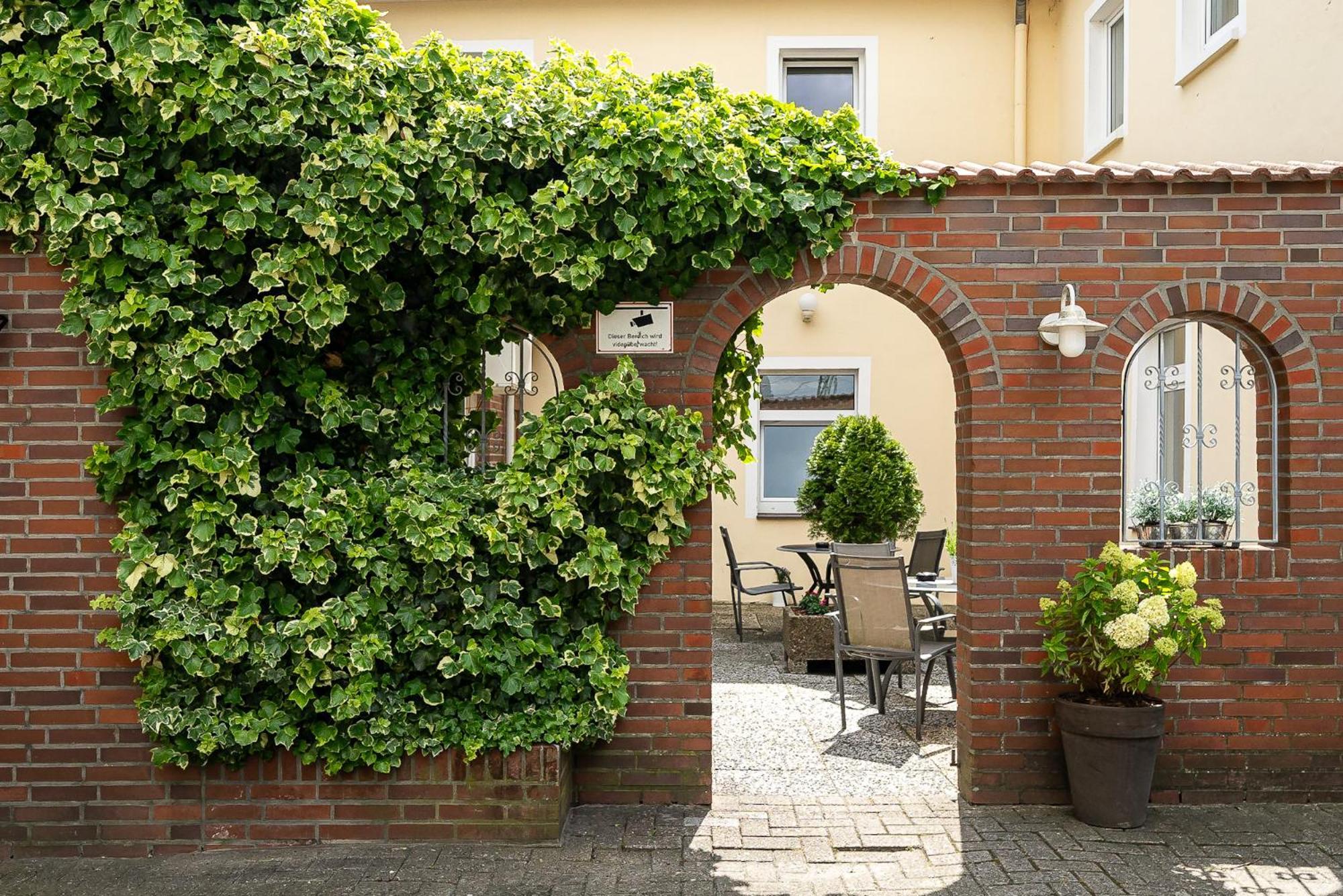 Sleepbeeone Wilhelmshaven Hotel Ngoại thất bức ảnh