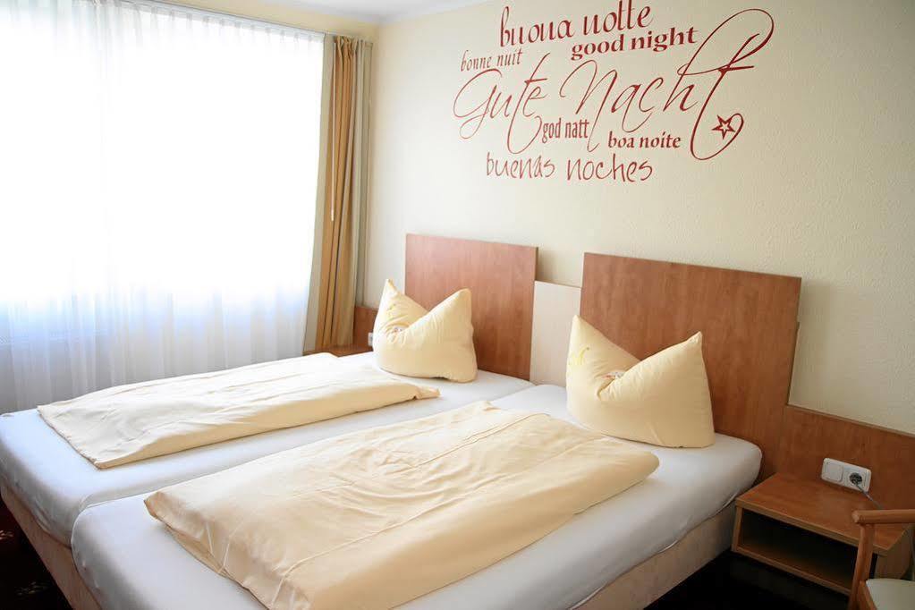 Sleepbeeone Wilhelmshaven Hotel Ngoại thất bức ảnh